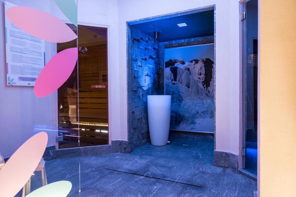 Petit Hotel กอนเญ ภายนอก รูปภาพ