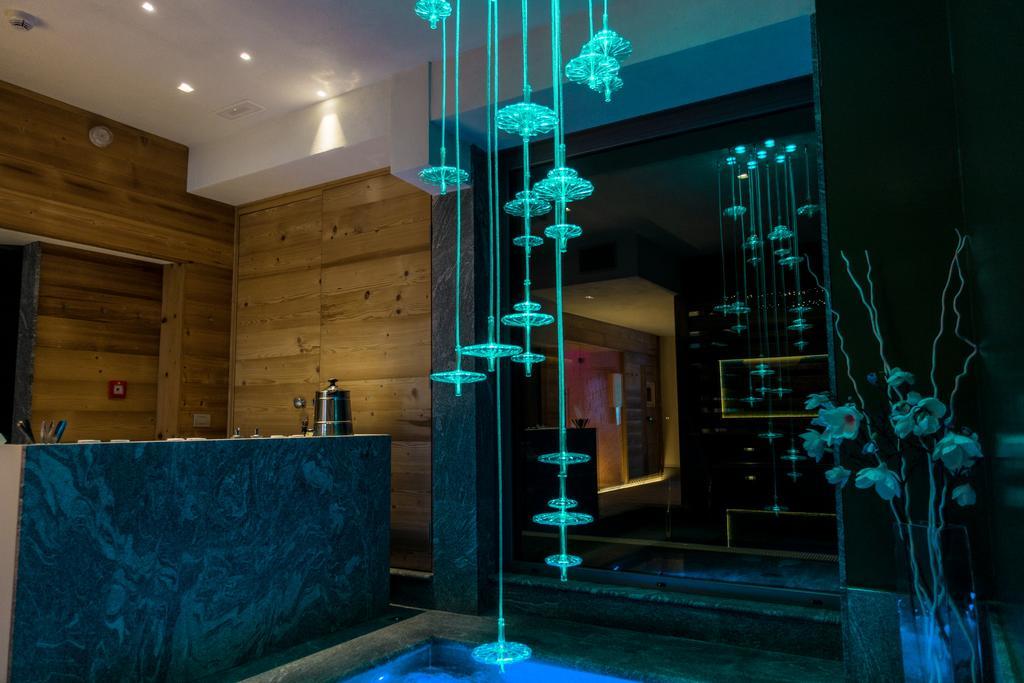 Petit Hotel กอนเญ ภายนอก รูปภาพ
